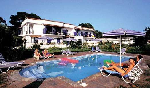 Zeus Hotel Kukunariész Kültér fotó